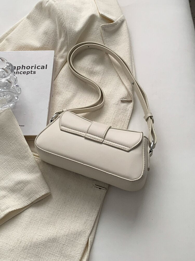 Small PU Shoulder Bag with Buckle Decor, Solid Colour Underarm Purse with Magnet Closure and Zipper, Stylish Compact Bag for Any Occasion