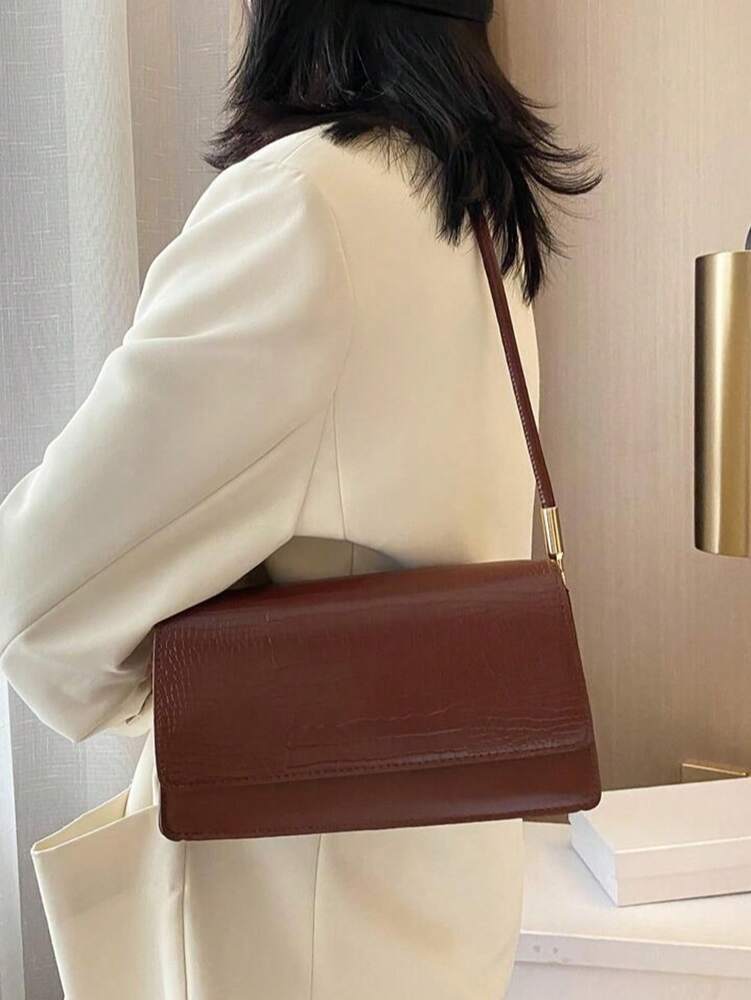 Crocodile Embossed Flap Shoulder Bag for Women, Fashionable Textured PU Leather Purse, Elegant Compact Handbag for Daily Use and Events
