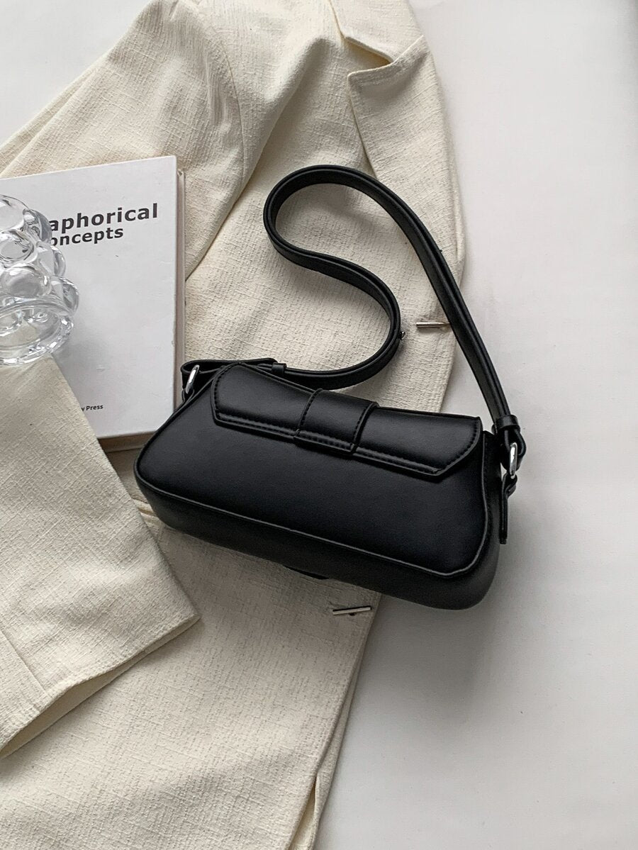 Small PU Shoulder Bag with Buckle Decor, Solid Colour Underarm Purse with Magnet Closure and Zipper, Stylish Compact Bag for Any Occasion
