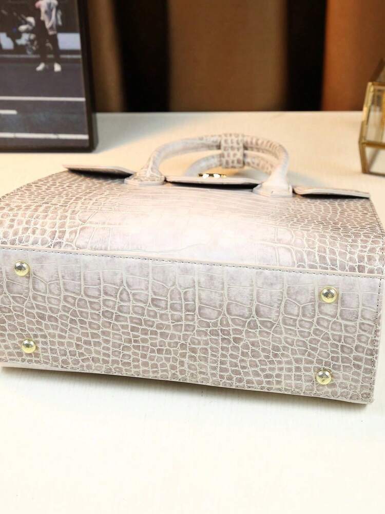 Himalayan White Crocodile Pattern Handbag for Women, Large Capacity Fashionable Tote, Elegant Commuter Shoulder Bag for Work or Travel